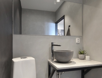 Novacolor Wall2Floor - mikrosementti WC musta - harmaa+patina silver