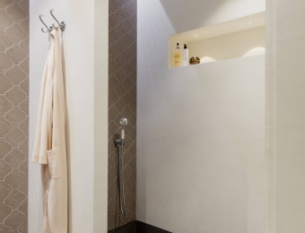 Novacolor Wall2Floor - mikrosementti kylpyhuone  Extra White