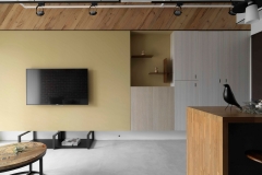 Novacolor-Wall2Floor-mikrosementti-lattiassa-olohuone