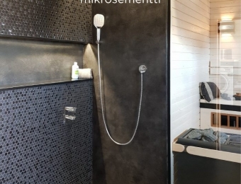 Novacolor Wall2Floor - mikrosementti kylpyhuoneessa musta patina